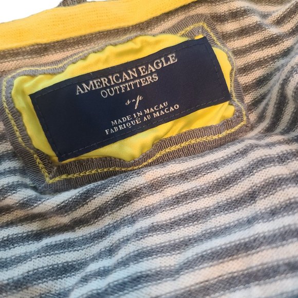 Bundle American Eagle Black Wash Distressed Jeggings Sweater and Cardigan - Picture 15 of 16